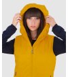 Vesta Niseko  Spectra Yellow
